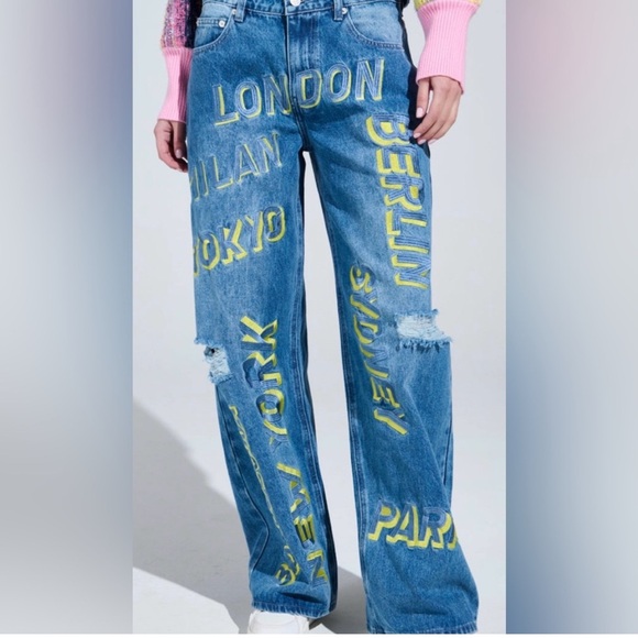 AKIRA Denim - AKIRA Blue Jeans with Yellow & Blue Embroidered Various Destination Lettering